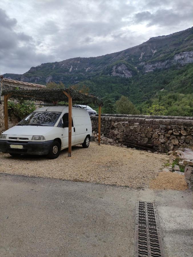 Chambre Atypique : La Grotte Bez-et-Esparon Exterior photo